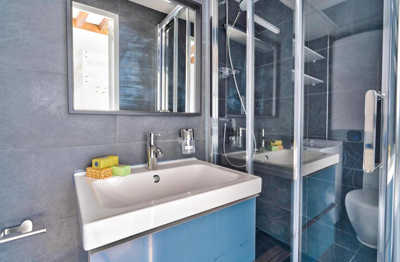 Stylish Mezzanine Studio In The Heart Of Paris 3F Exteriör bild