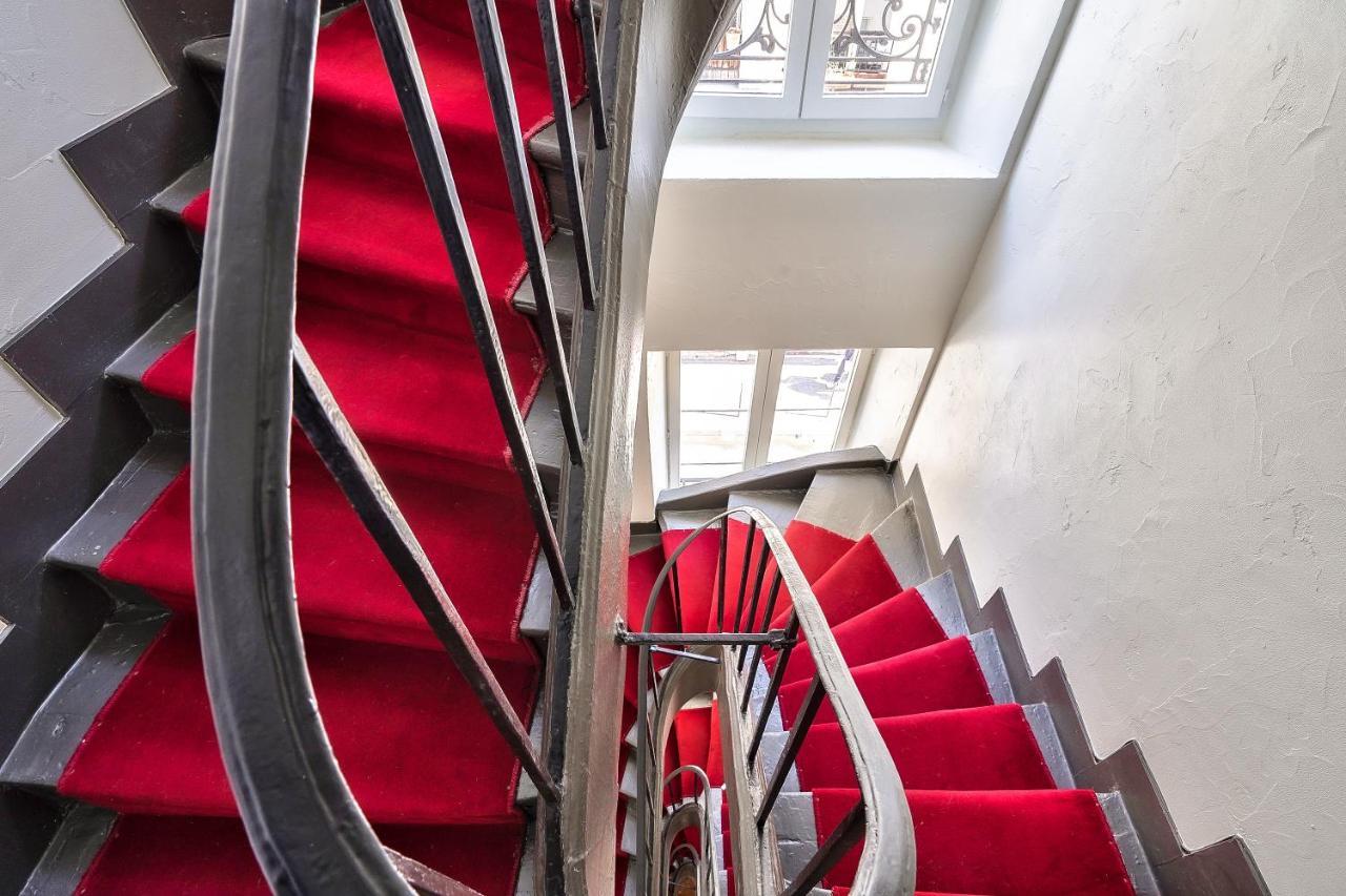 Stylish Mezzanine Studio In The Heart Of Paris 3F Exteriör bild
